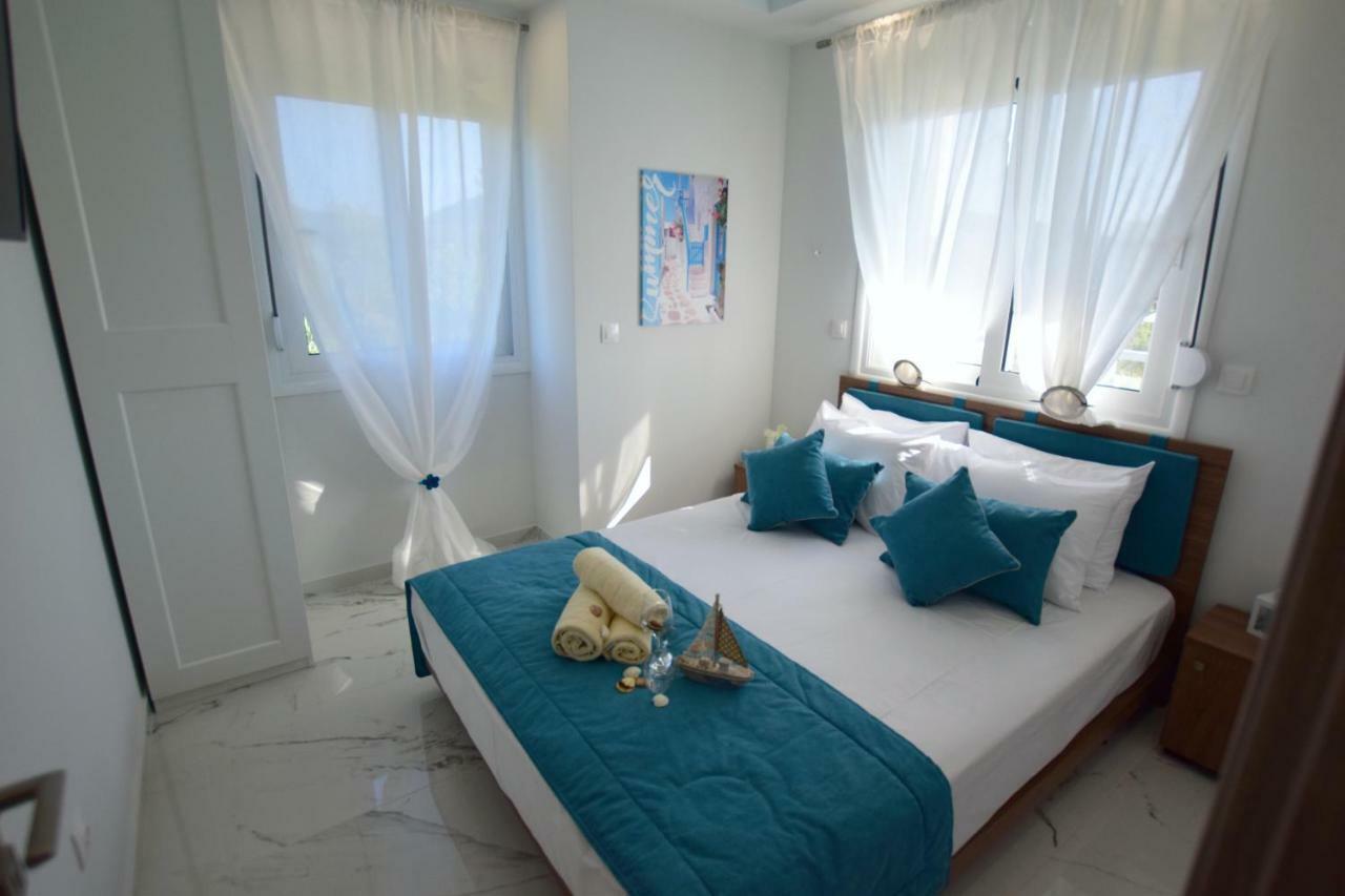 V Luxury Suites Toroni 3 Экстерьер фото