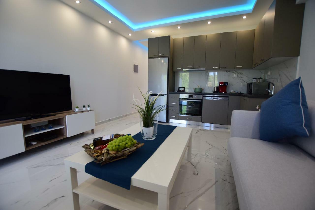 V Luxury Suites Toroni 3 Экстерьер фото